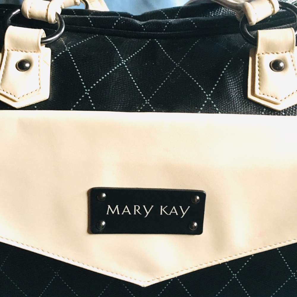 Mary Kay travel bag 🔥